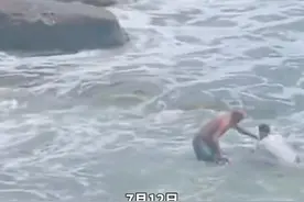 全青岛扩散！寻找这位见义勇为的无名英雄图片