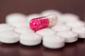 ​三年跌超70%，港股创新药板块近一月领涨，“史上最长投资困难期”结束了吗图片