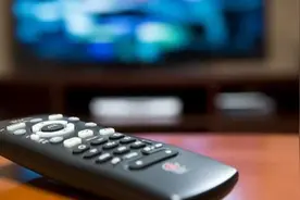 广电总局已开始治理电视套娃收费，年底前超八成用户可实现开机就看电视视频封面