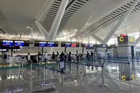 融媒第1眼|从办值机到登机口，最快10分钟图片