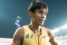 国内历史第四佳绩！全国田径冠军赛男子百米，17岁何锦櫶10秒06夺冠图片