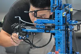 新华视点｜职业发展有哪些新趋势？——第二届全国技能大赛扫描图片