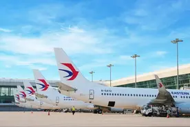 行李直挂，一票到底，东航10条航线在武汉开通通程服务图片