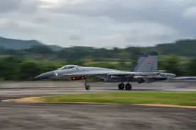 台媒紧盯：23架次解放军军机在台海周边活动，“首次有无人机近距离接近花莲”图片