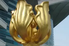 7月10日起，在港澳永居的非中国籍人员可办证来往内地图片
