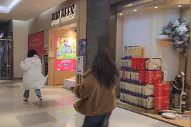 童年游戏“躲猫猫”成中国年轻人“社交新宠”图片