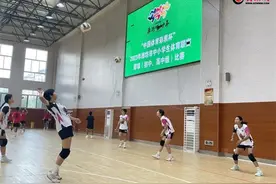 潍坊十中（初中组）女子排球斩获潍坊市亚军图片