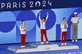 巴黎奥运会｜跳水——女子10米跳台决赛：全红婵、陈芋汐包揽金银牌图片