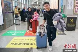 （新春见闻）中越铁路春运“赶车人”：见证提速盼高铁图片