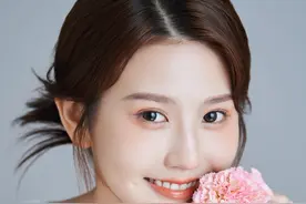 “寄居蟹”朱主爱：出道十年，没有一个目标不曾竭尽全力图片