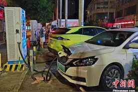海南新能源汽车推高电网负荷：午夜竟是用电高峰时图片