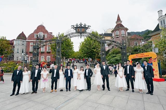 与中法古典音乐艺术季邂逅，这场婚恋主题活动在成都彭州白鹿音乐小镇甜蜜上演