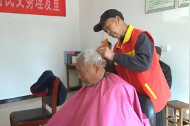 郭聚卿：义务理发30余年   演绎别样“夕阳红”图片