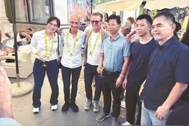 喜德盛联手阿斯塔纳车队打造世界级车队图片