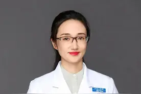 【回复】早上洗头灭阳气，晚上洗头生湿气？与其关注洗头时间，不如关注它图片