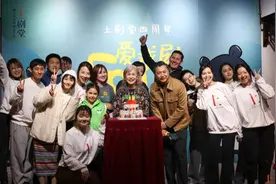 在赖声川带领的工作坊中，普通人获取戏剧创作灵感图片