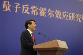 国家最高科学技术奖 ｜ 薛其坤：坚持20年的“朝7晚11” 在中国实验室里取得诺奖级成果图片