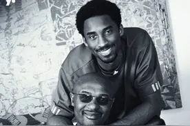 科比父亲去世，曾来中国举办篮球训练营图片