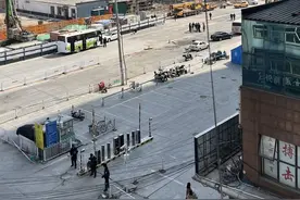 “北漂睡城”燕郊爆炸中的人们：老人送孩子上学路上闻到煤气味丨封面深镜图片