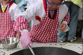 炒菜做饭、弓箭攀爬全部拿捏！遵义这群小朋友666图片