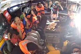 以军拦截人道主义船只进加沙：环保少女声称“遭到绑架”，以外交部指责“公关噱头”图片