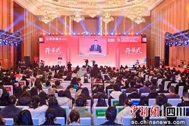 华西医院肺癌中心成立十周年 在蓉举办学术周系列活动图片