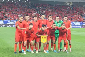 拼出首胜！世预赛18强赛中国队2∶1战胜印度尼西亚队图片