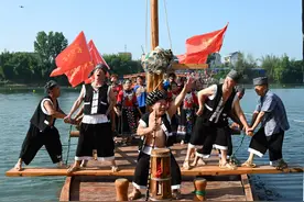 那群逆流而上的汉子们又回来了，麻阳龙舟赛激情开赛图片