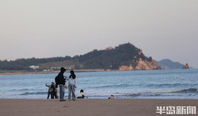 海边观夕阳