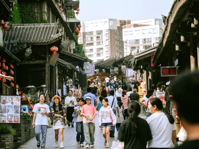 酉评酉论丨莫因一时“坦荡”之快，凉了文明之风