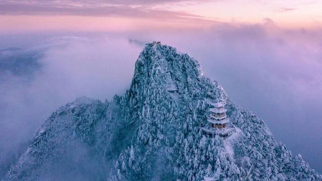 冷冬不冷场，这八种冬日消费火热升温