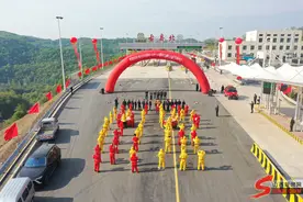 黎霍高速公路沁源至古县北段胜利通车图片