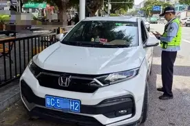 珠海严管斑马线礼让：多车违法被查，罚款记分案例曝光图片