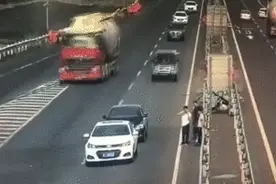 【安全行车】高速公路行车谨记“九字警句” 避免二次事故图片