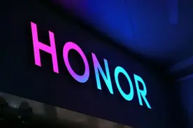 姜海荣回应荣耀手机将采用华为麒麟芯片：纯属胡扯图片