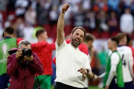 欧洲杯｜用“最催眠”的打法，踢性价比最高的足球图片