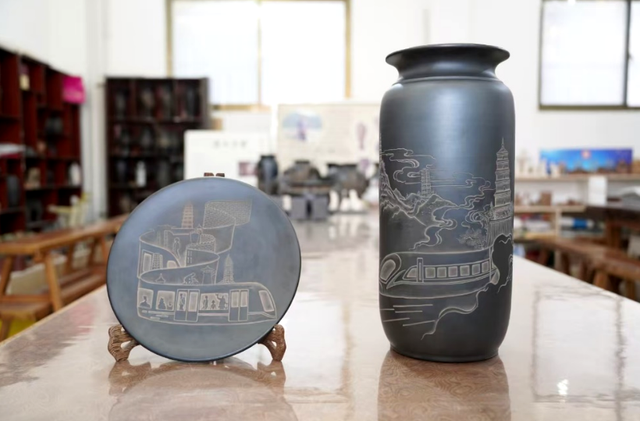 发现最美铁路·西延时光印记|钢轨串珠成链 激活陕北文旅新图景