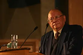 法学泰斗江平逝世，北仲原副主任追忆：他像一面追求独立、追求真理的旗帜图片