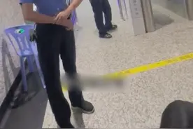 女子带四娃乘车其中两娃不到6周岁，补票时与乘务人员发生争执，12306回应图片