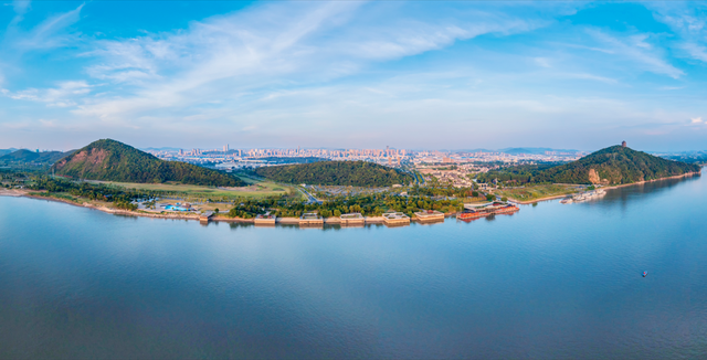 喜讯！长江采石矶文化生态区荣膺“2025年中国AAAAA级景区100强”