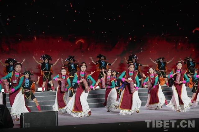 2025“与你有约·冬游墨脱”系列活动启幕：民俗盛宴点亮莲花秘境 文旅融合绘就边疆新篇