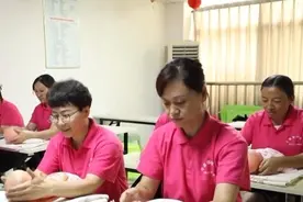月薪高出1000元！家政服务业步入万亿级市场，更多“好阿姨”正在加速培养图片