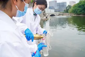 解密“一波碧水绕长安”图片