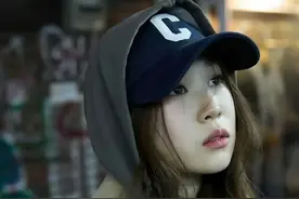 小沈阳18岁女儿韩国出道照曝光，被指撞脸孔孝真图片