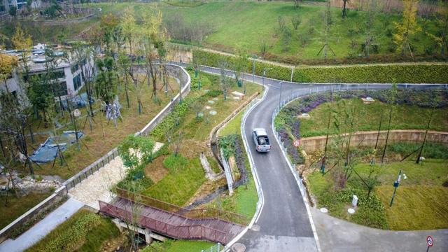 中国大熊猫保护研究中心绵阳基地投入试运行