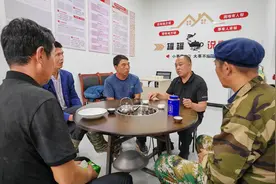 罐罐茶里解民忧图片