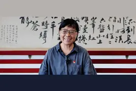 张桂梅在高考生寄语中有个“请求”，弹幕上全是“好！”图片