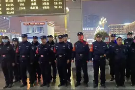 “蛇”舞迎新年｜芙蓉区进入“春运模式”，为群众温暖“回家路”图片