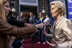 来硬的？欧盟委员会主席冯德莱恩威胁：不排除在欧盟禁用TikTok图片