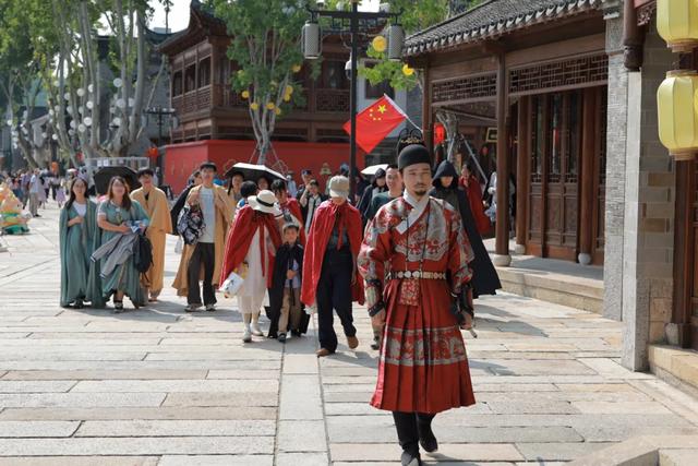 栖霞山红叶实拍+周末活动,不信你不动心!